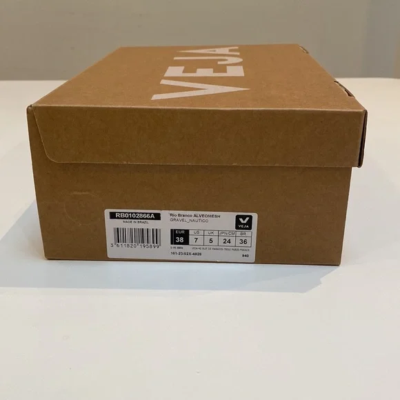 Veja Rio Branco Alveomesh Sneaker in Gravel/Nautico sz 38EU/7US New in Box - Picture 7 of 7